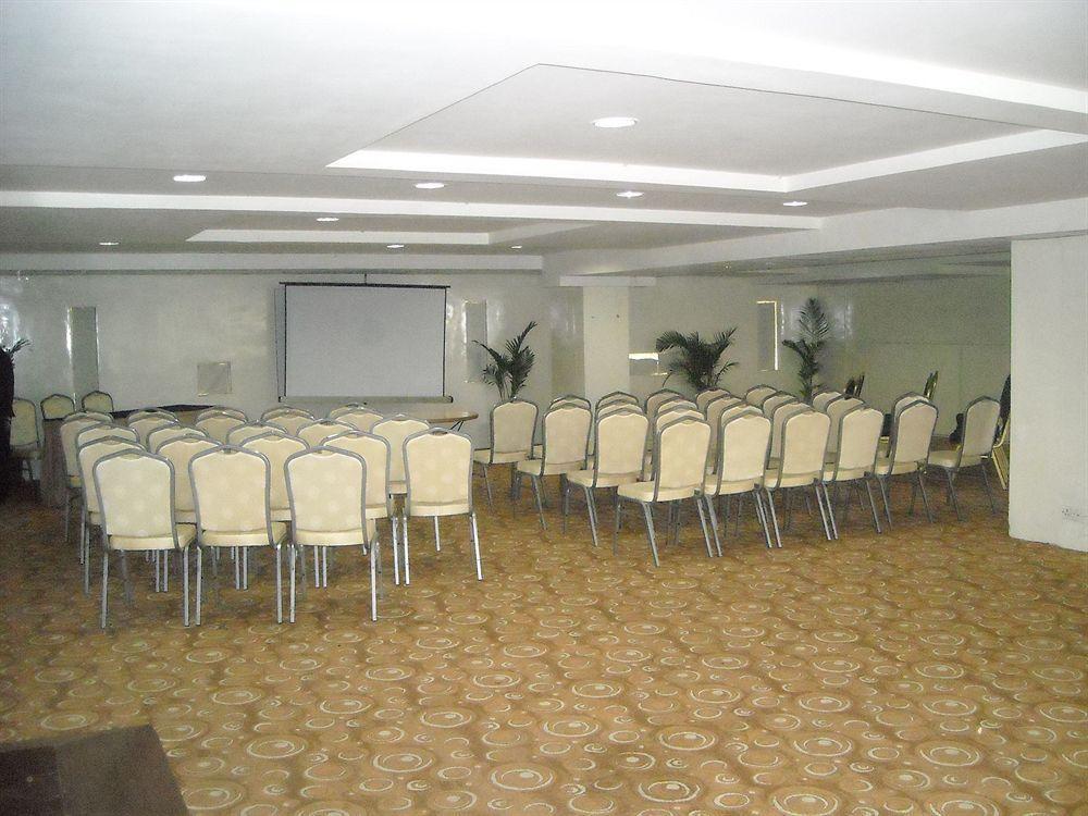 Hotel Monarch Brigade Road à Bangalore Extérieur photo
